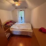 Nature House Semizovac Semesterbostad *